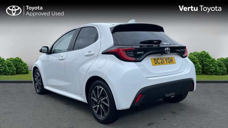 Toyota Yaris 1.5 Hybrid Design 5dr CVT Hybrid Hatchback